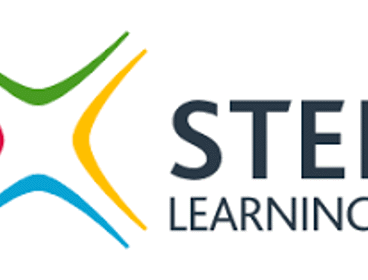 STEM learning logo of green, red, yellow and blue angular lines