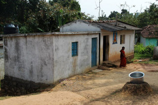 Figure 9 The crumbling school kitchen at Kumbaradi School, Karnataka, India. With poor facilities most schools can only provide students with a simple porridge for their daily lunchtime meal.